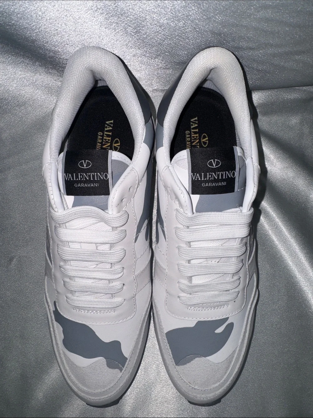 Valentino Garavani new no